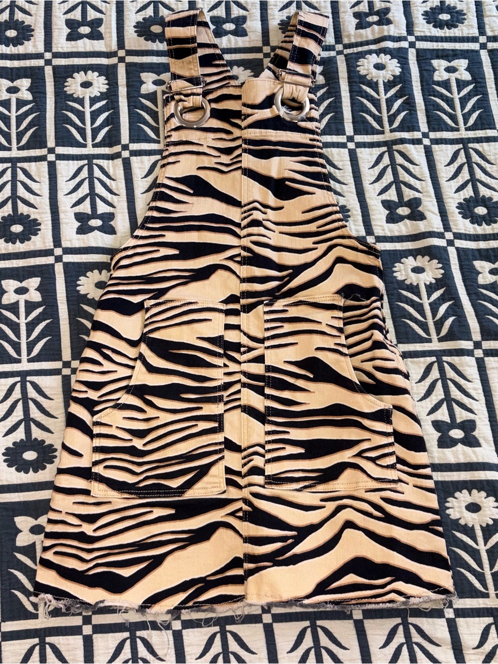 River Island Brown Black Zebra Jumper Size 9y